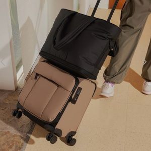 Luka Expandable Tote